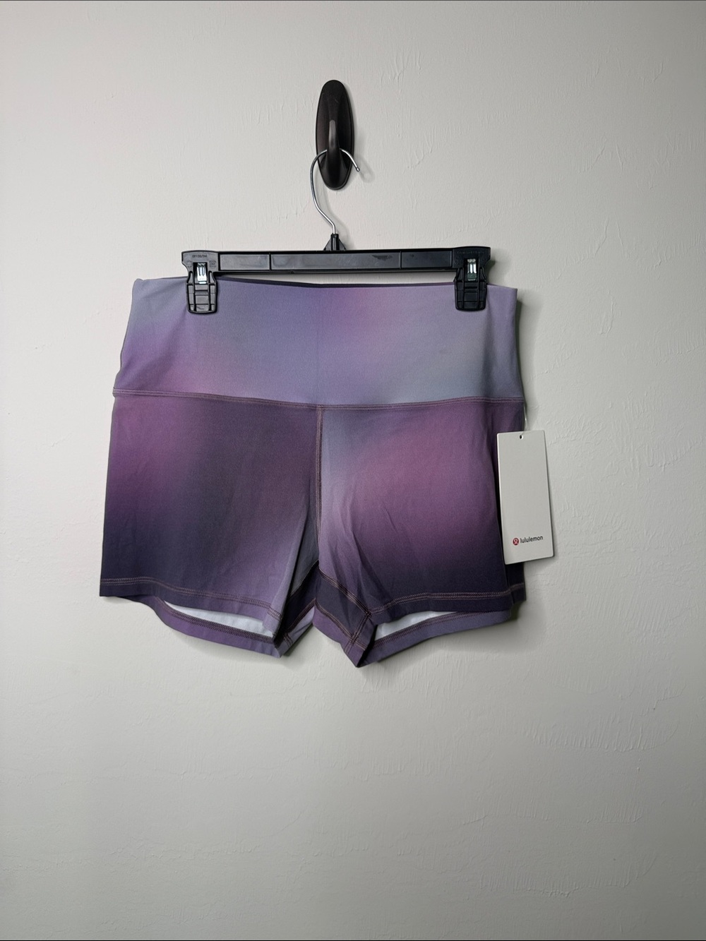 Lululemon Align High Rise short 4”